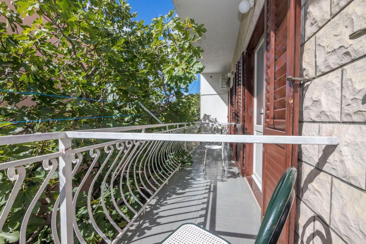 Apartments Zeljko Makarska Luaran gambar