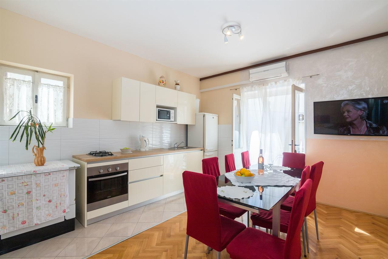 Apartments Zeljko Makarska Luaran gambar