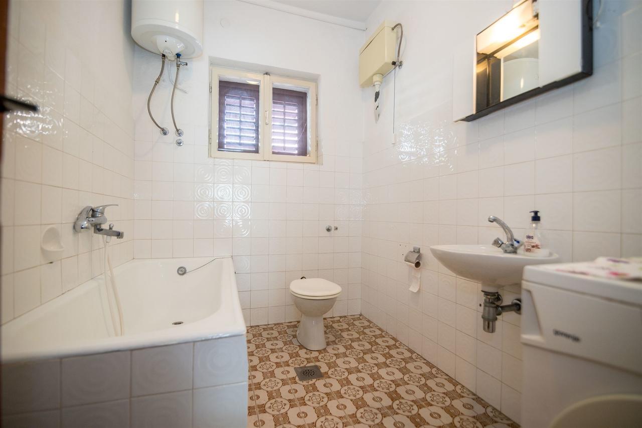 Apartments Zeljko Makarska Luaran gambar