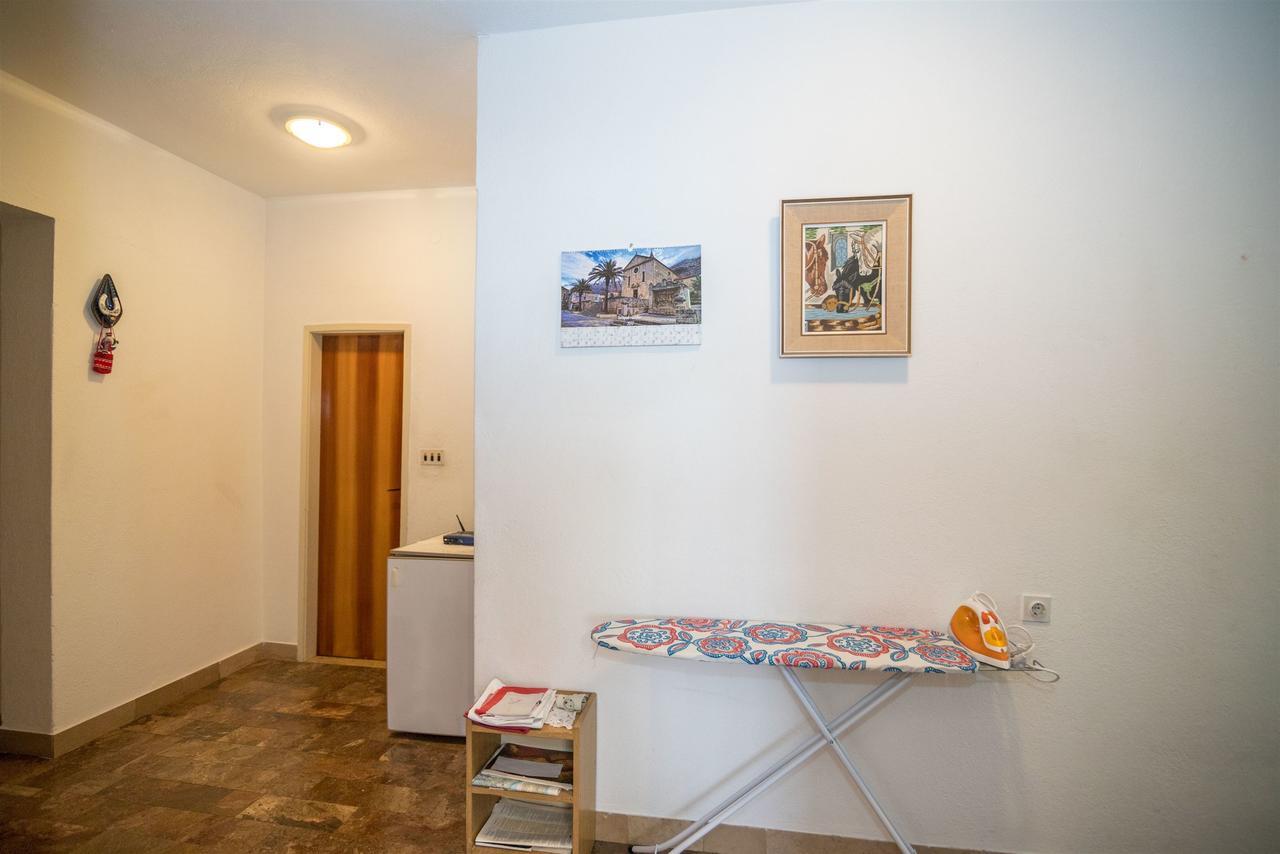 Apartments Zeljko Makarska Luaran gambar