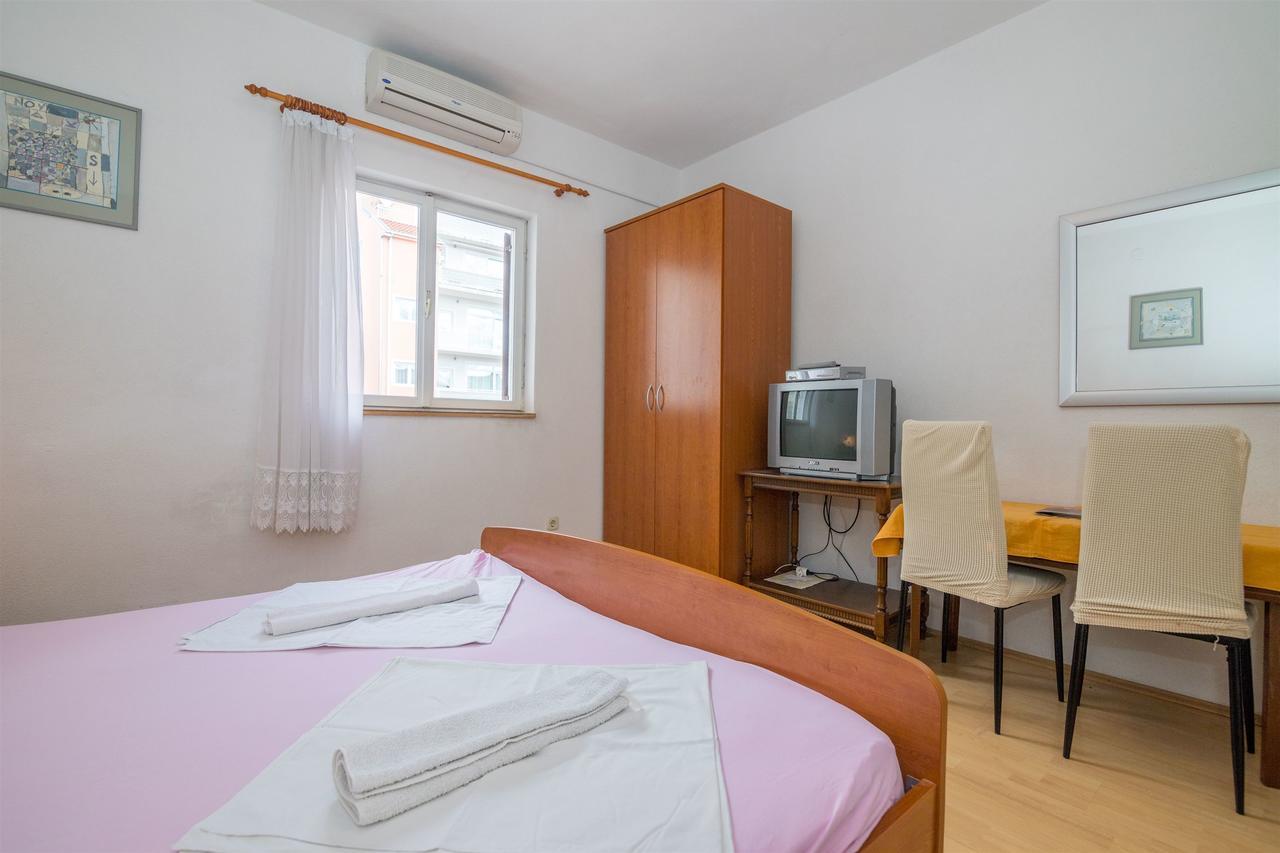 Apartments Zeljko Makarska Luaran gambar